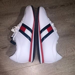 Tommy Hilfiger shoes size 10